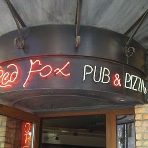 Red Fox Pub & Pizza